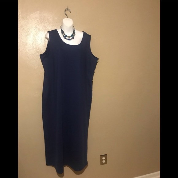 Spiegel Dresses & Skirts - Look 👀 $5 Speigel long dress, Nylon and Spandex